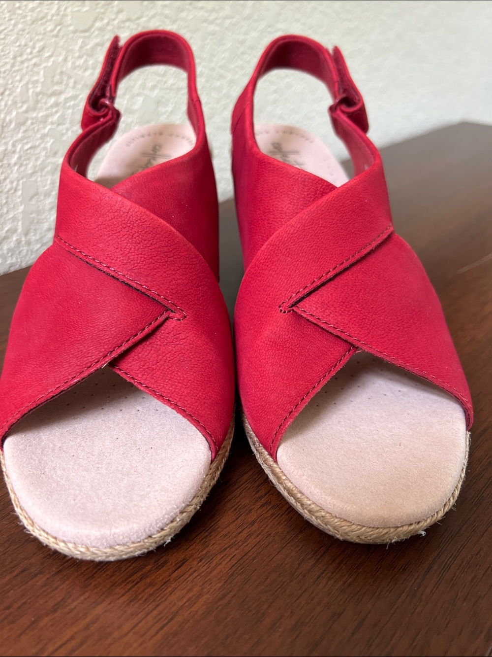 NWT, Clarks Lafley Alaine Red Suede Crossover Slingback Sandals - Picture 5 of 10